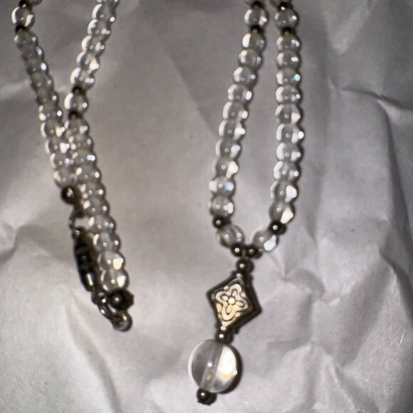 15" Clear and Silver Beaded Necklace - Picture 5 of 10